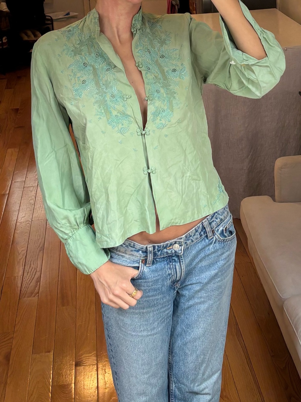 VINTAGE Light Green Button-Up Blouse